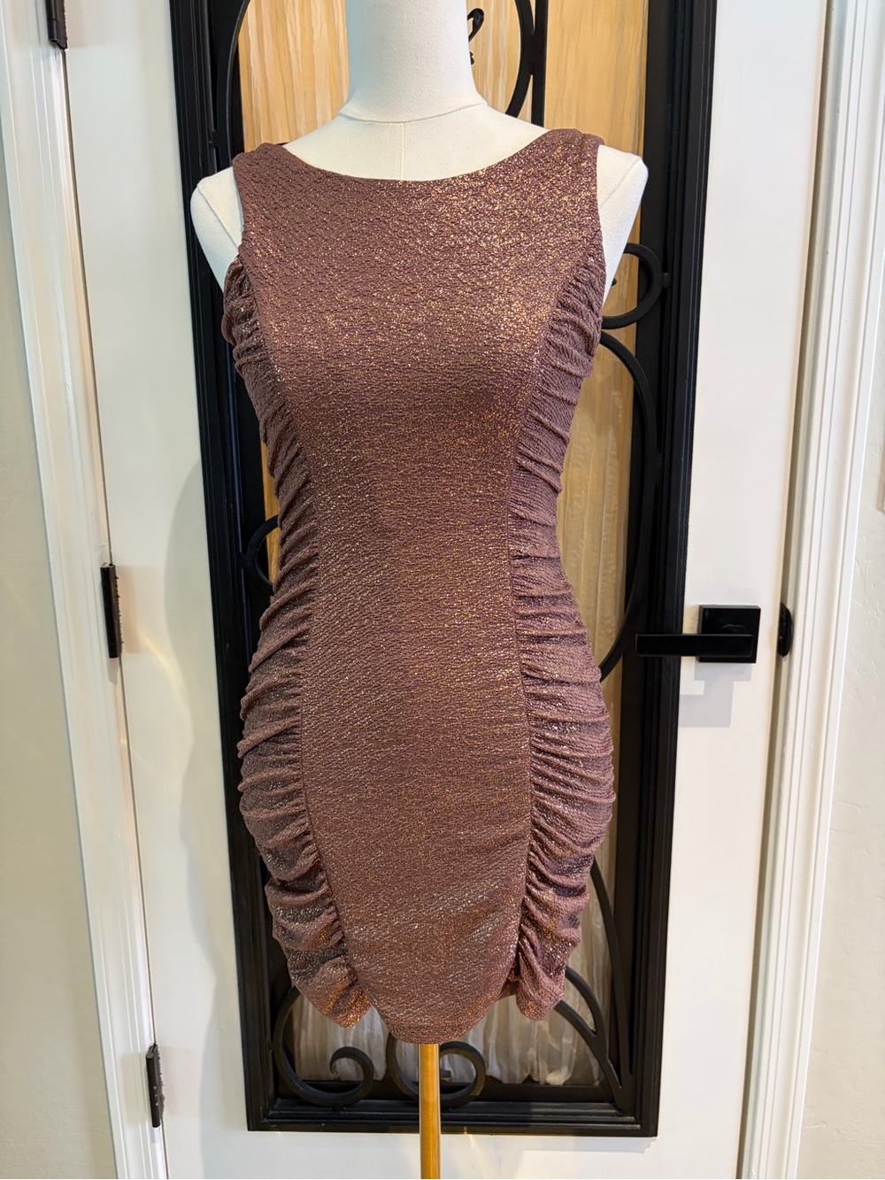 Adrianna Papell Metallic Rose Gold Ruched Mini Dress - Picture 4 of 7